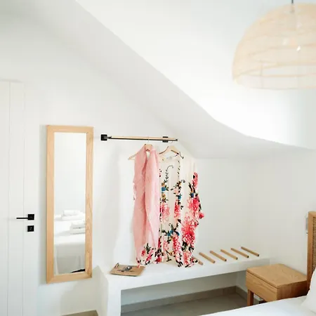 Magnolia Thassos Potos