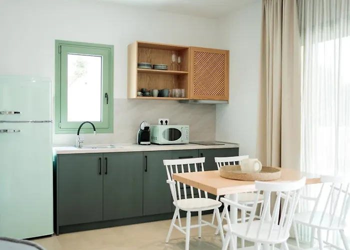 Magnolia Thassos Potos